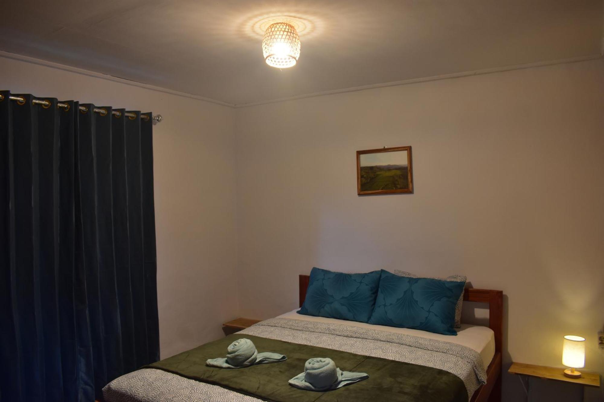 Mama'S Homestay Ruteng Esterno foto